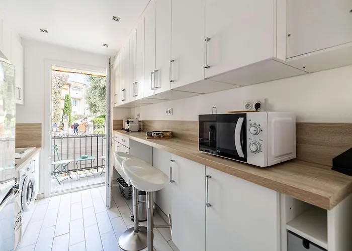 La Maison Du Suquet Duplex Avec Terrasse En Plein Centre Tatil Evi Cannes